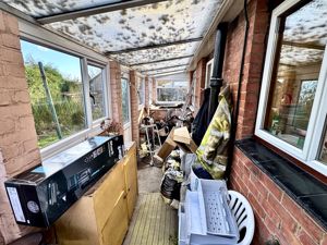 Garden Room- click for photo gallery